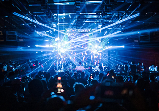 DJ Nazir: Breaking Boundaries from the Clinic to the Global Music Scene DJ Nazir: Breaking Boundaries from the Clinic to the Global Music Scene