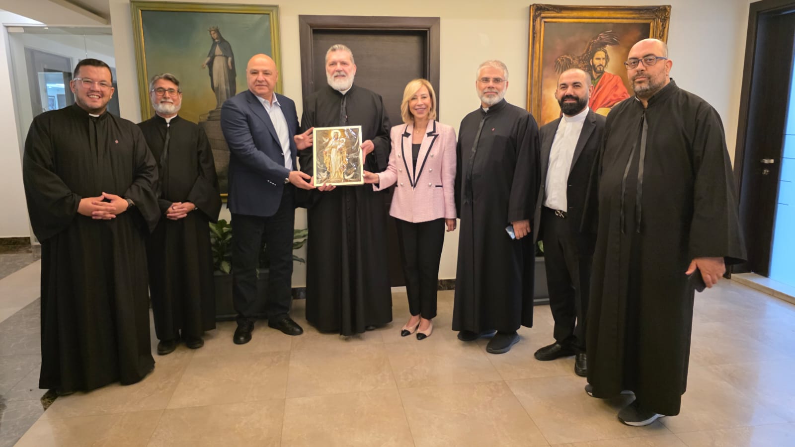 زار فخامة رئيس الجمهورية اللبنانية العماد جوزيف عون واللبنانية الاولى السيدة نعمت عون والعائلة مزار سيدة لبنان