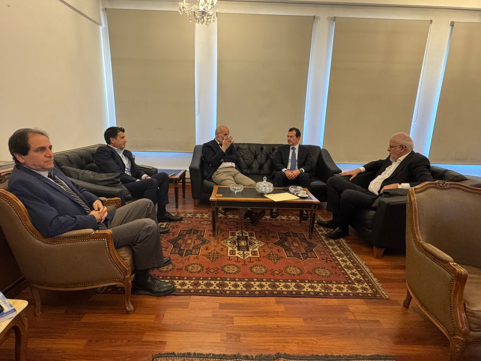 وزارة‎ العدل ووزارة الدولة لشؤون التكنولوجيا والذكاء الاصطناعي تُطلقان رسميًا نظام الدمج الرقمي لأوامر الدفع القضائية