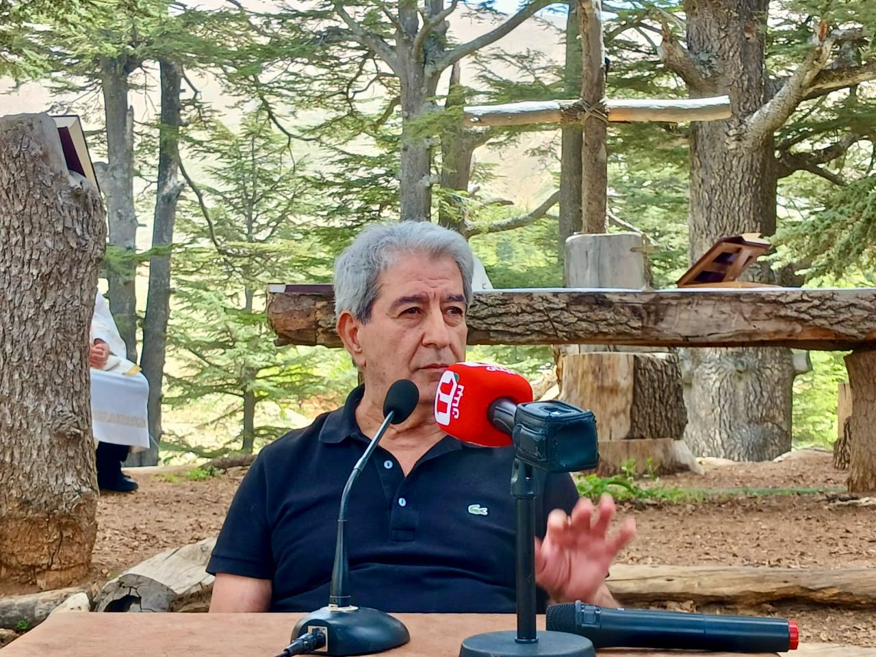 يوم للإعلاميين في أحضان غابة أرز الرب… الأب سابا يعلن عن إطلاق مشروع جديد لإنتاج فيلم ضخم عن الفينيقيين من هوليوود